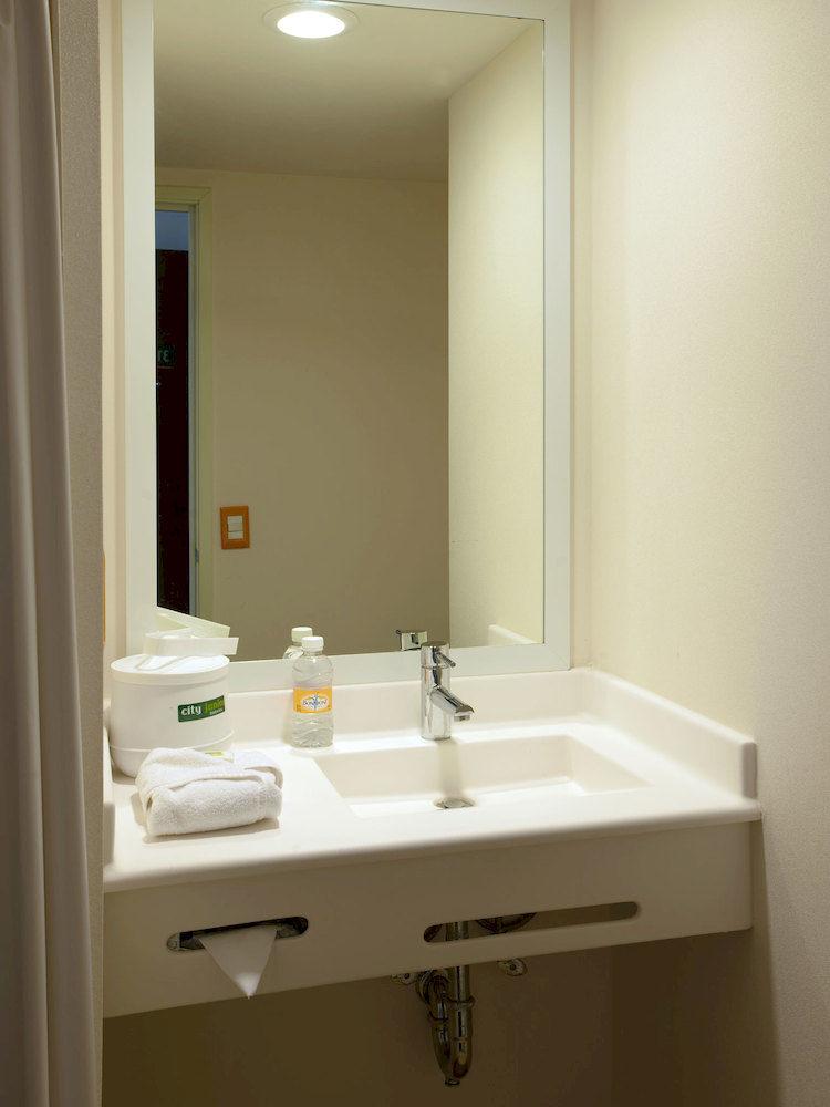 Hotel Tecnologico Norte Chihuahua Bagian luar foto